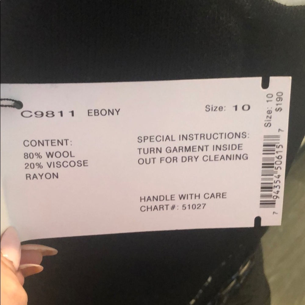 ST. JOHN Black Knit Tank With Crystals and Lace - Picture 6 of 7